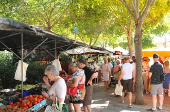 Image Calvi, 7 days, 7 markets